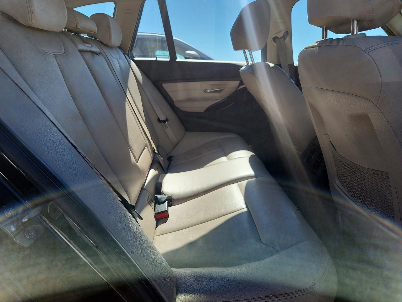 2015 BMW Seria 3 328i - zdjęcie 10
