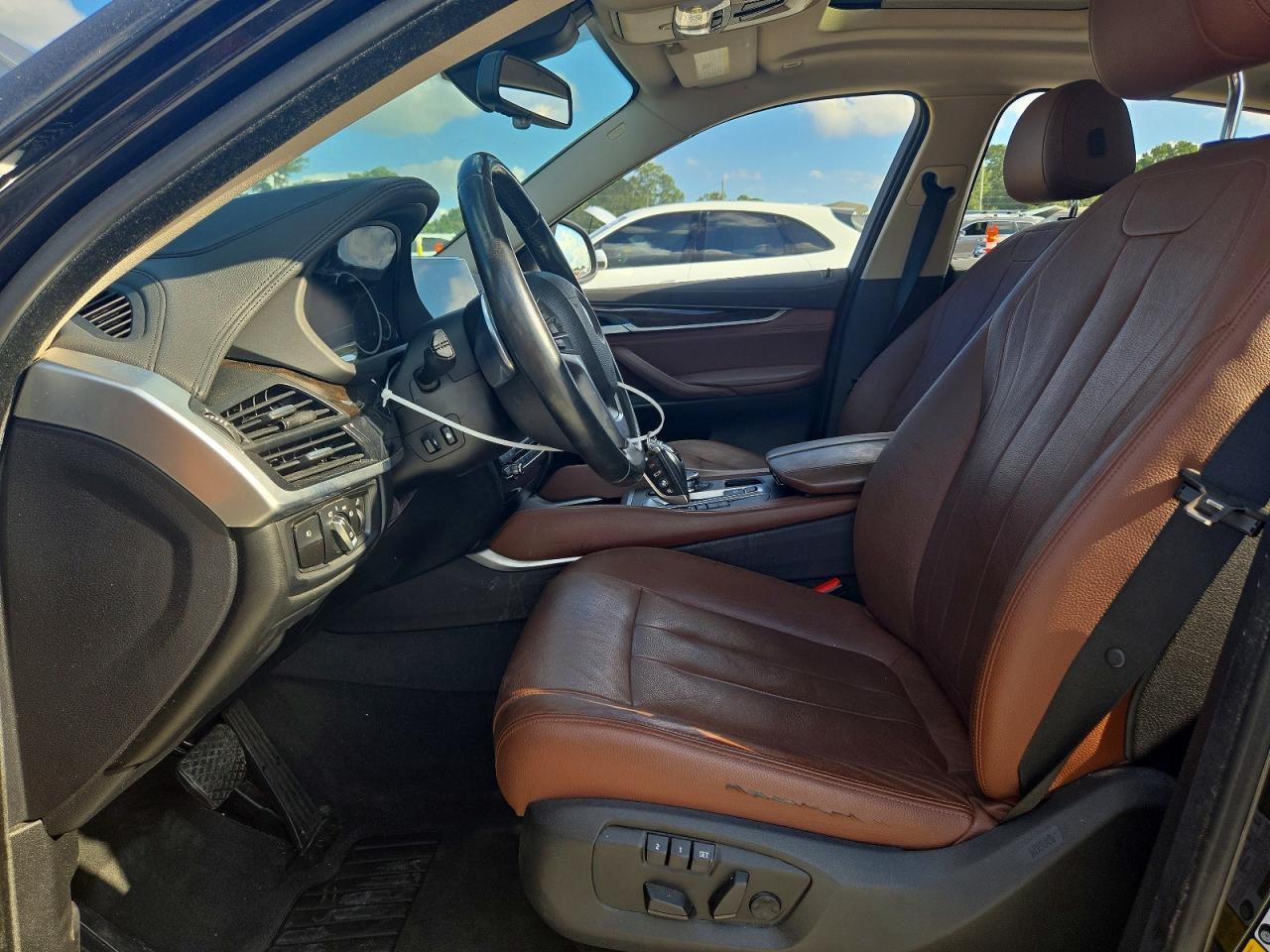 2016 BMW X6 xDrive35I - zdjęcie 7
