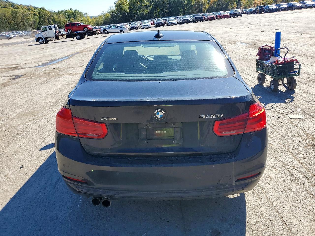 2018 BMW Seria 3 330i - zdjęcie 6