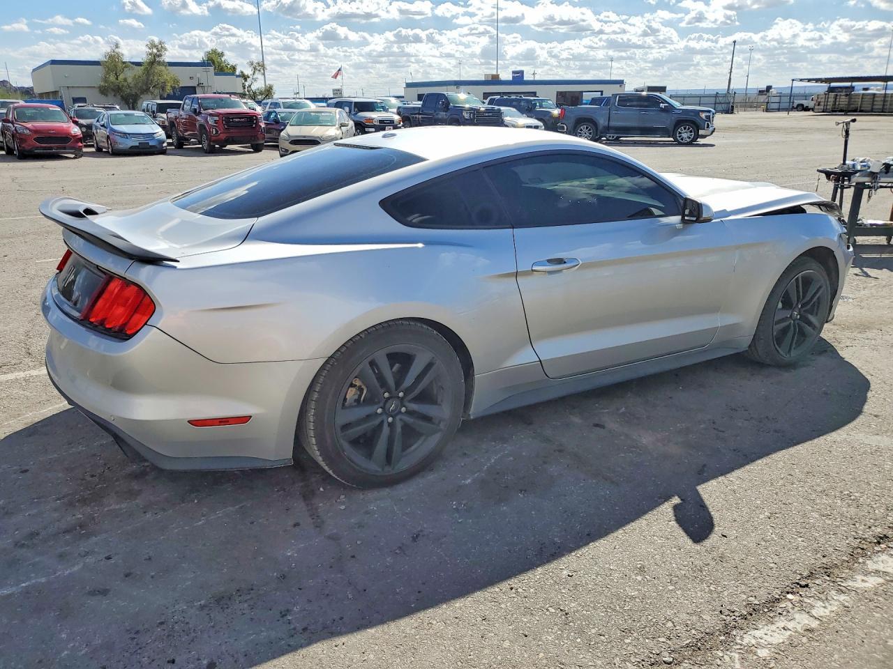 2016 Ford Mustang Base - zdjęcie 3