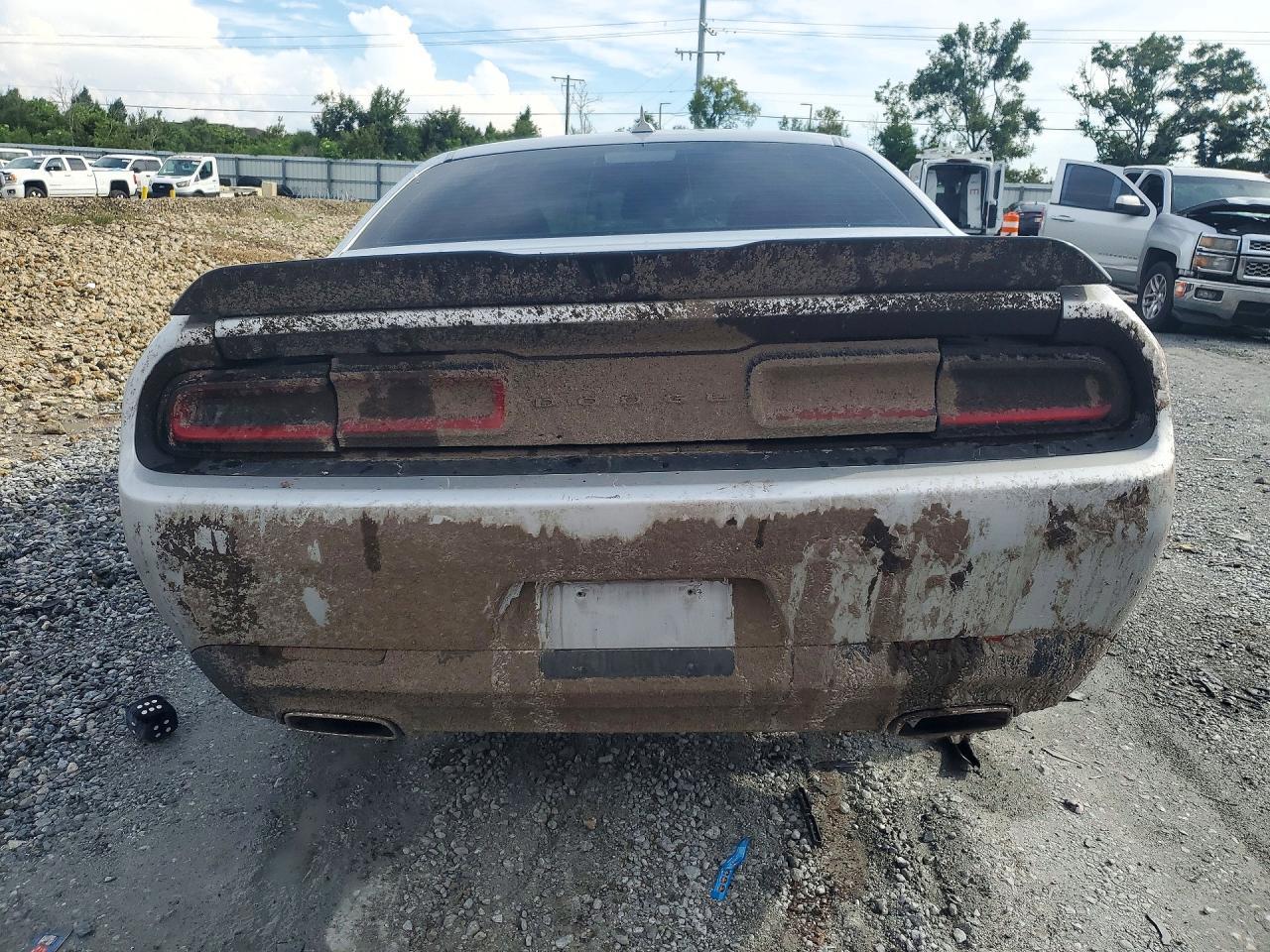 2022 Dodge Challenger Sxt - zdjęcie 6