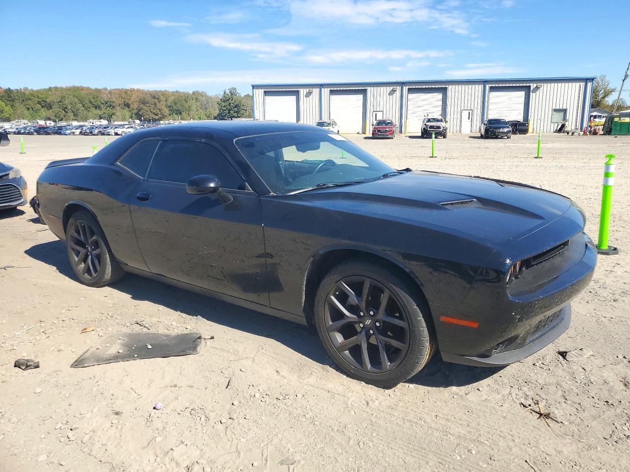 2022 Dodge Challenger Sxt - zdjęcie 4