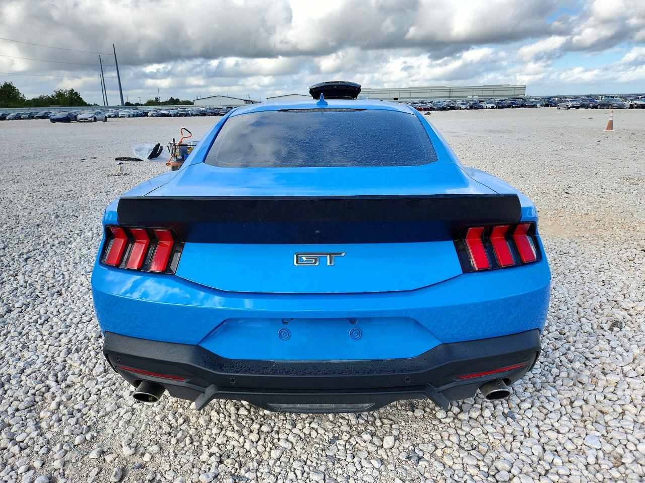 2024 Ford Mustang Gt - zdjęcie 6