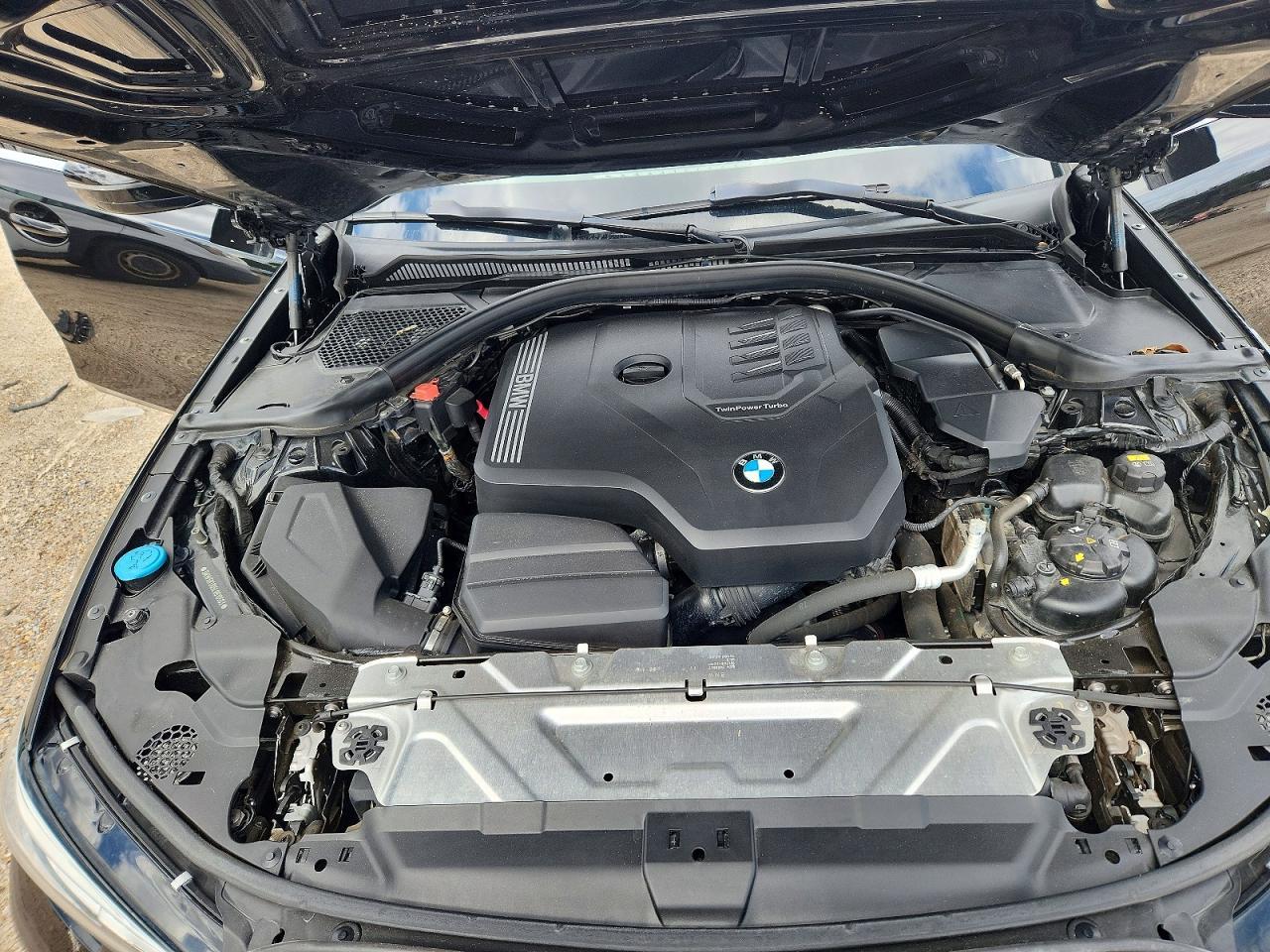 2020 BMW 330I - zdjęcie 11