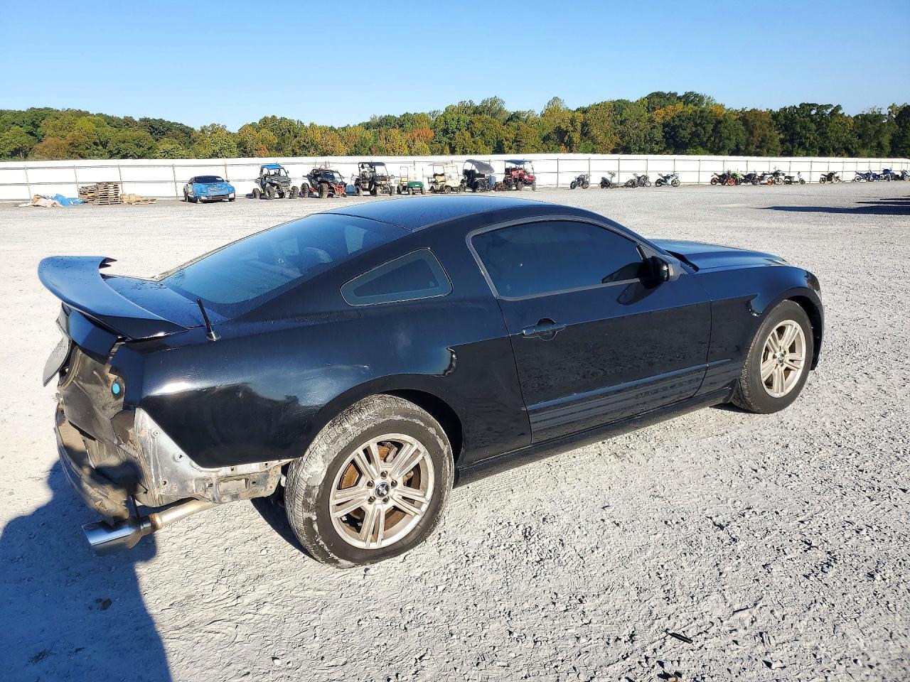 2013 Ford Mustang - zdjęcie 3