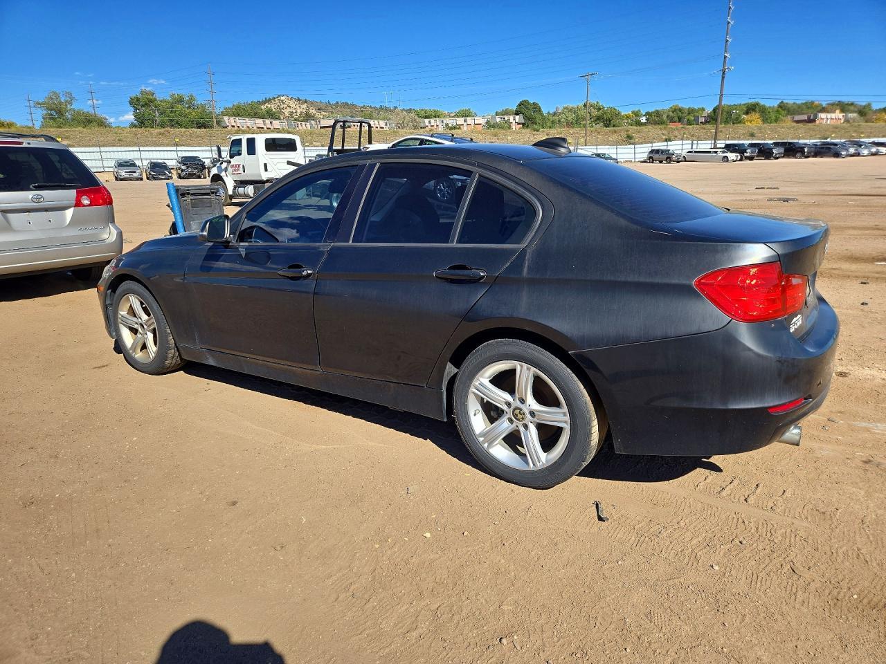 2014 BMW 320 I - zdjęcie 2