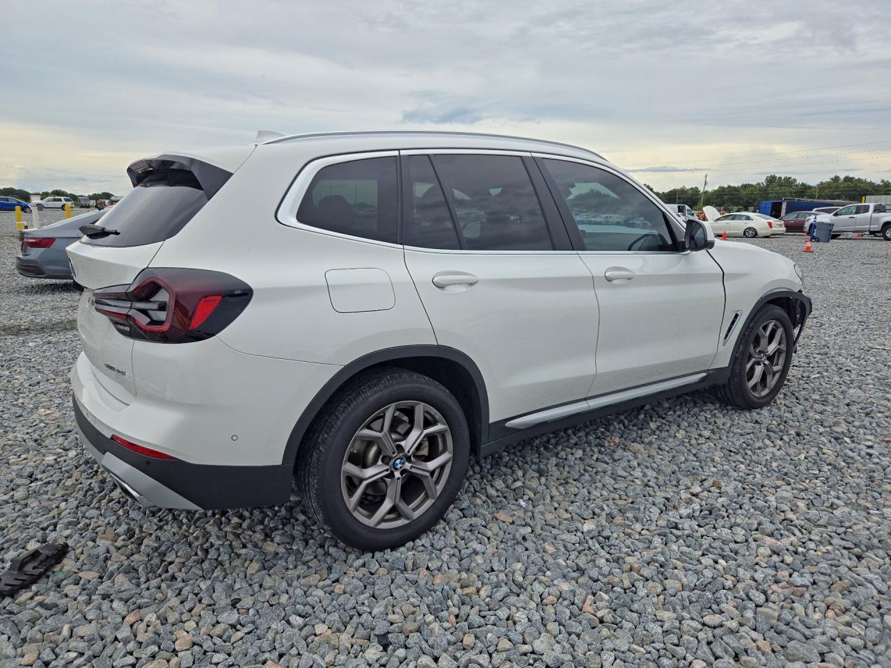 2023 BMW X3 Sdrive30I - zdjęcie 3
