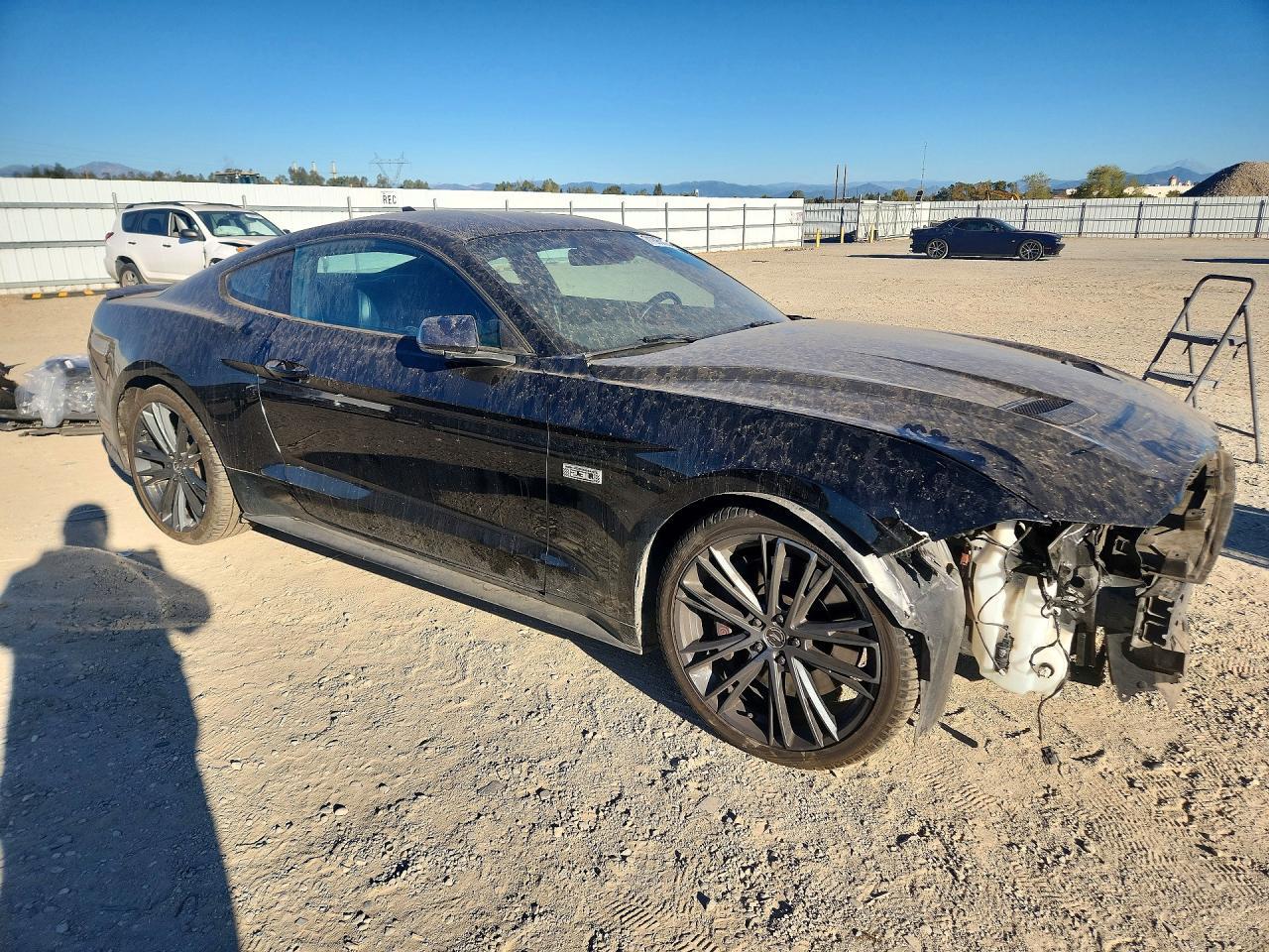 2022 Ford Mustang - zdjęcie 4