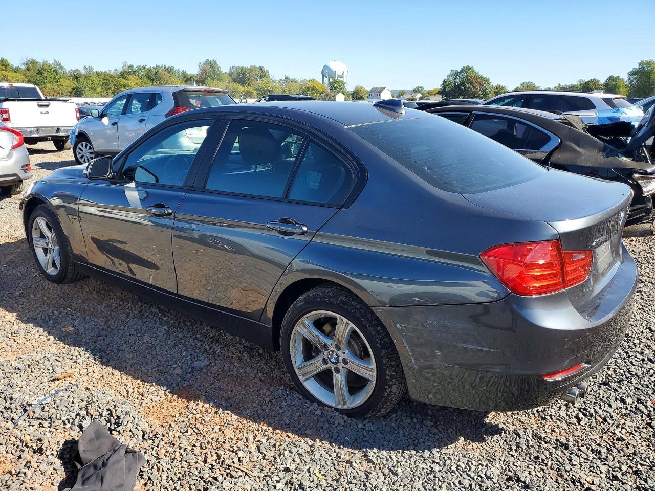 2014 BMW Seria 3 328i - zdjęcie 2