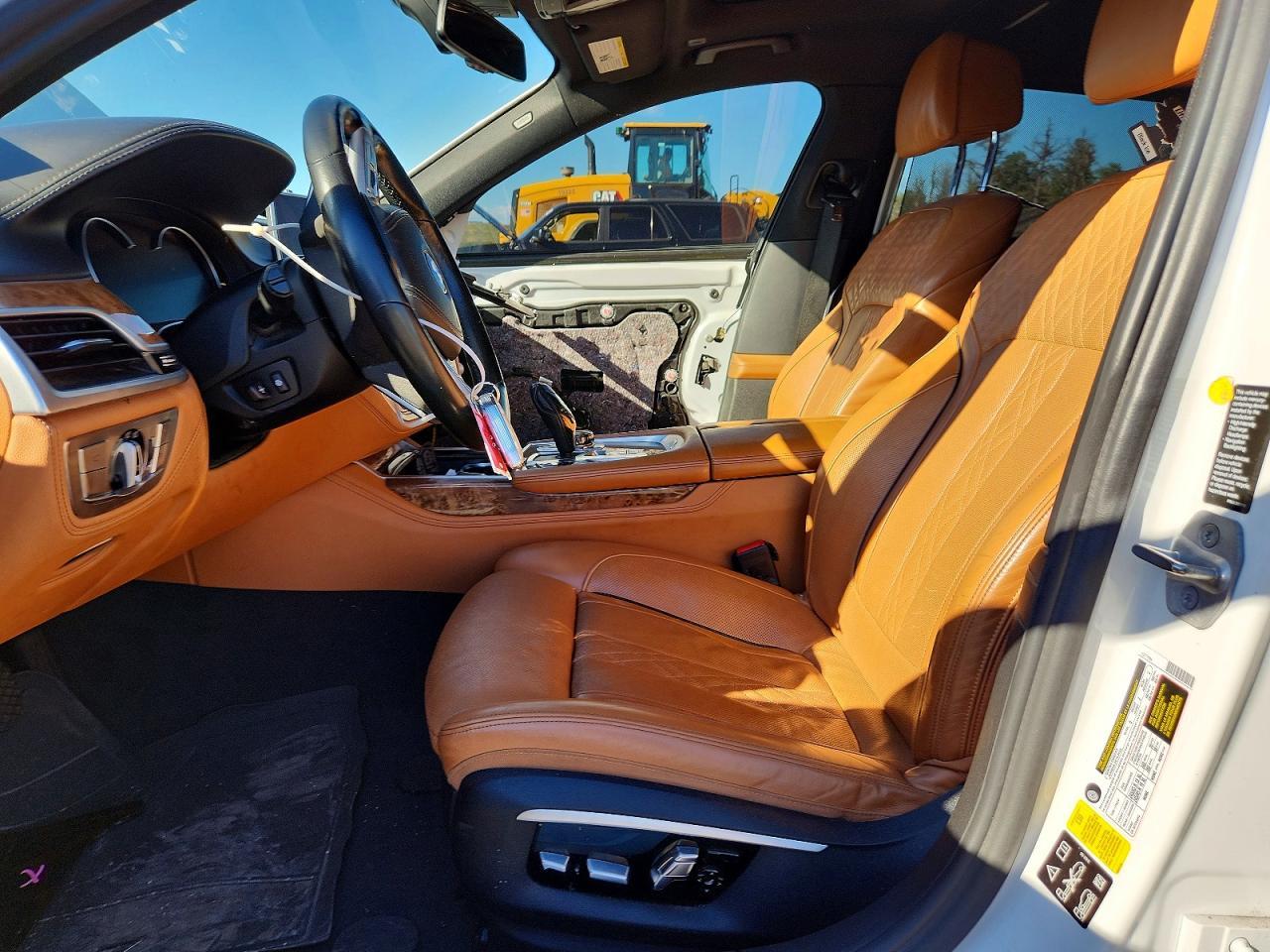 2017 BMW Seria 7 B7 - zdjęcie 7