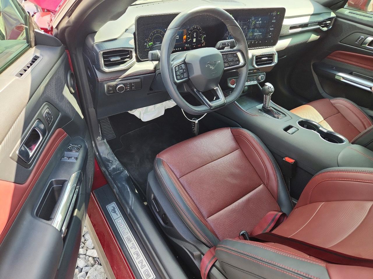 2025 Ford Mustang Gt - zdjęcie 8