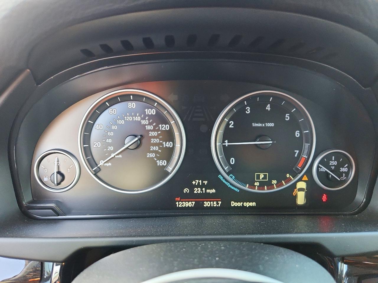 2015 BMW X5 xDrive35I - zdjęcie 9
