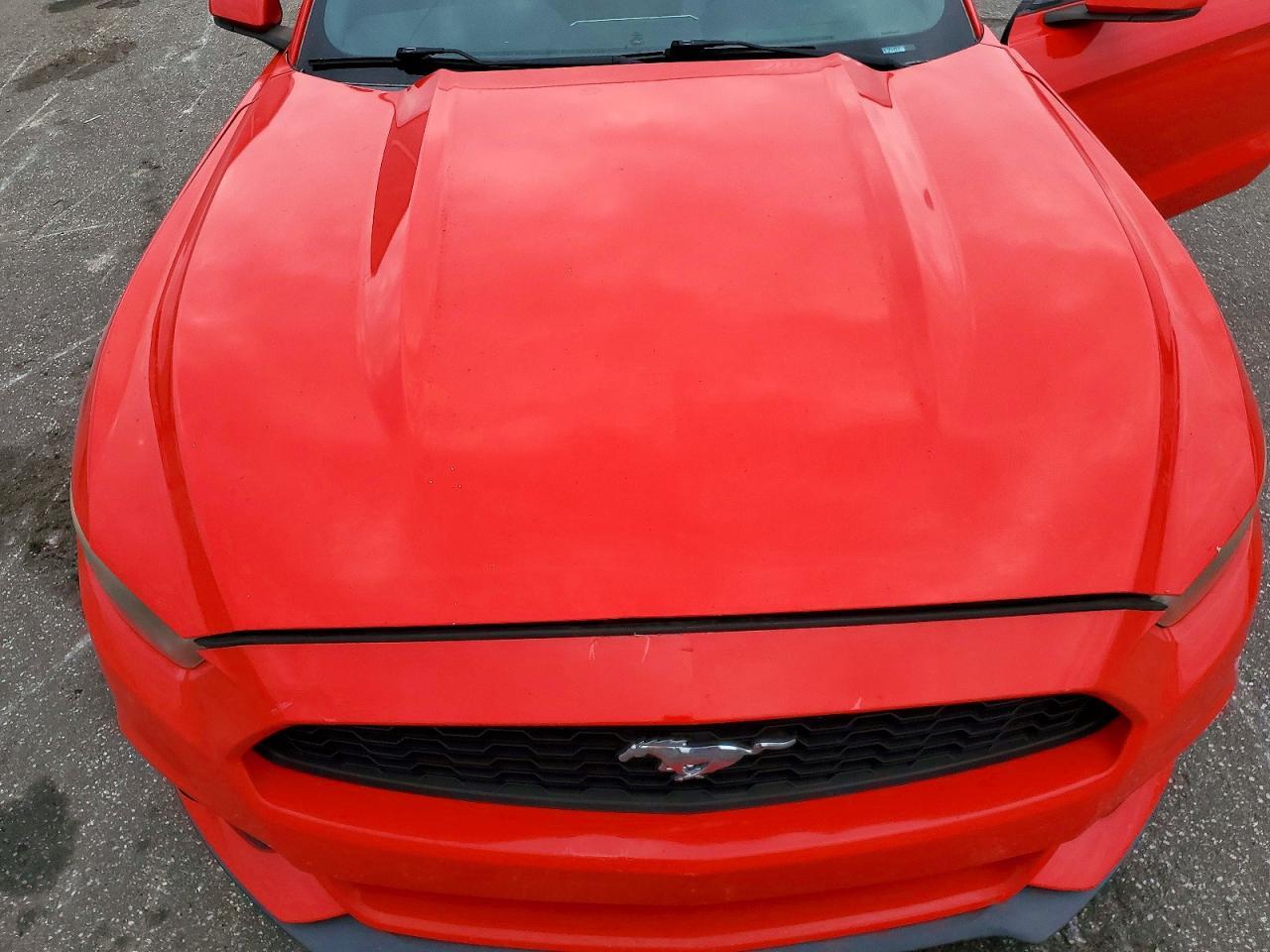 2016 Ford Mustang - zdjęcie 11