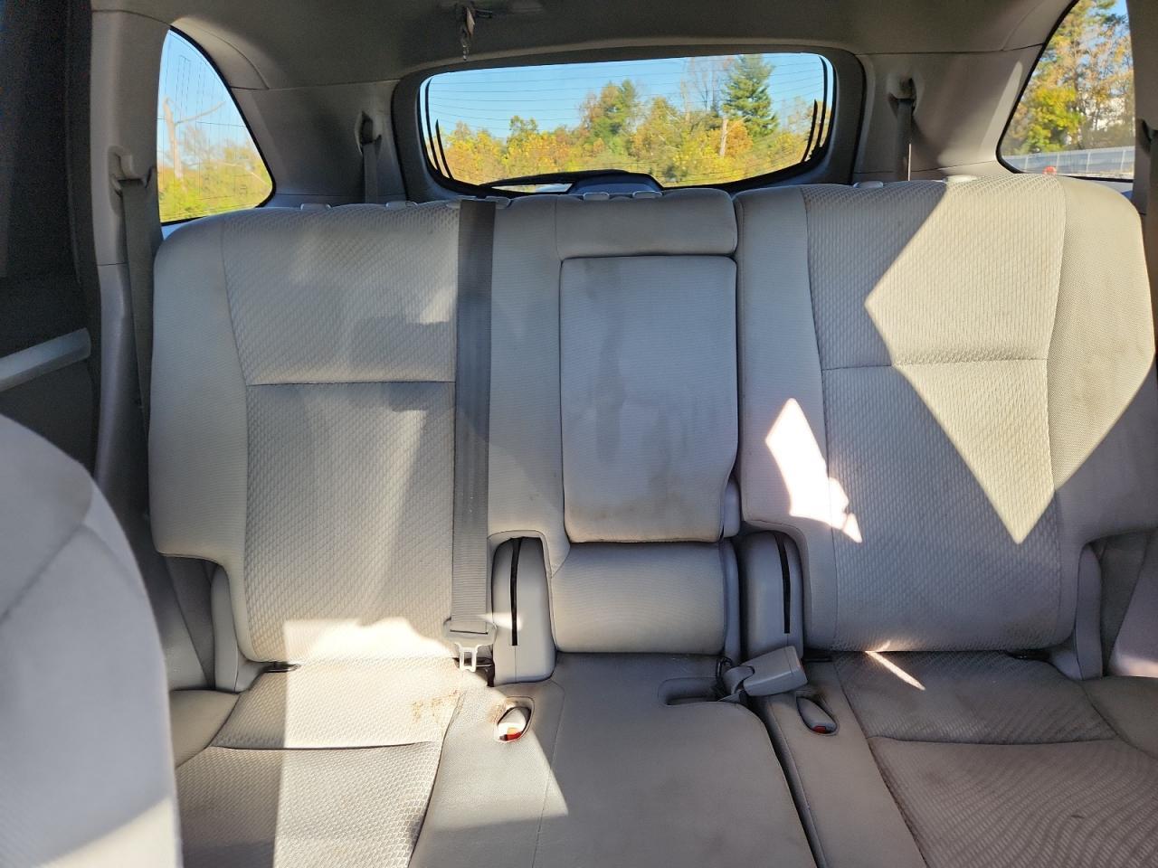 2017 Toyota Highlander Le - zdjęcie 10