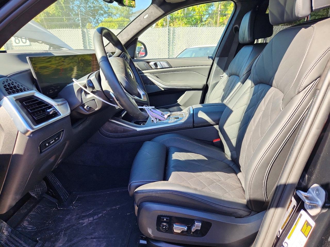 2026 BMW X7 xDrive40I - zdjęcie 7
