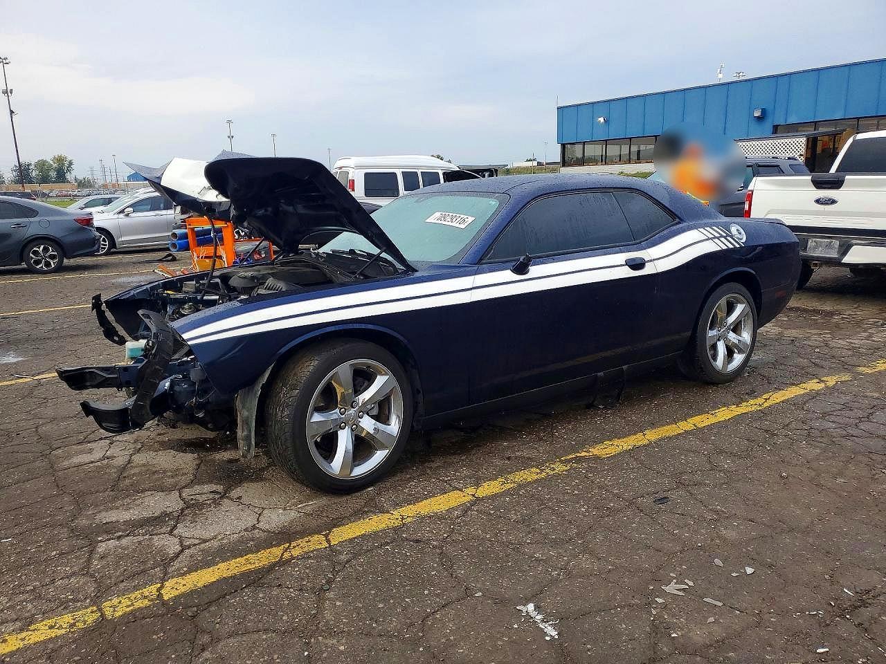 2013 Dodge Challenger Sxt - zdjęcie główne