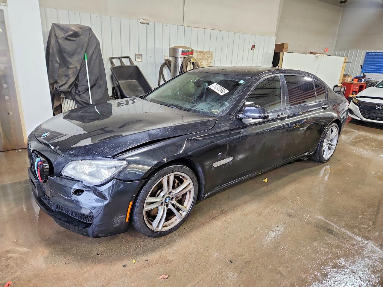 2013 BMW Seria 7 Alpina B7 - zdjęcie główne