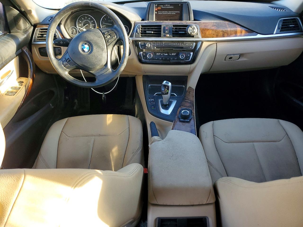 2017 BMW Seria 3 320i - zdjęcie 8