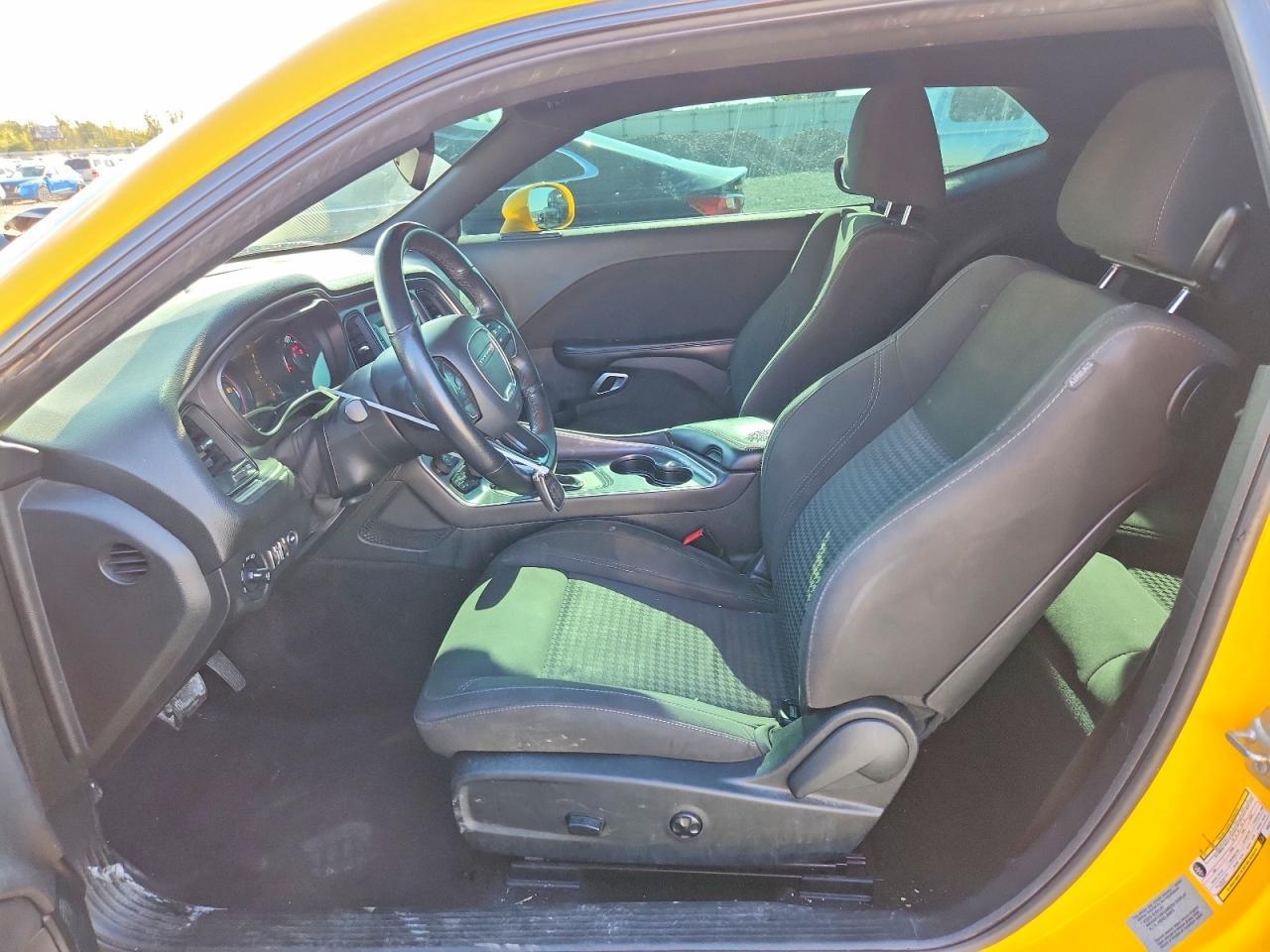 2017 Dodge Challenger Sxt - zdjęcie 7