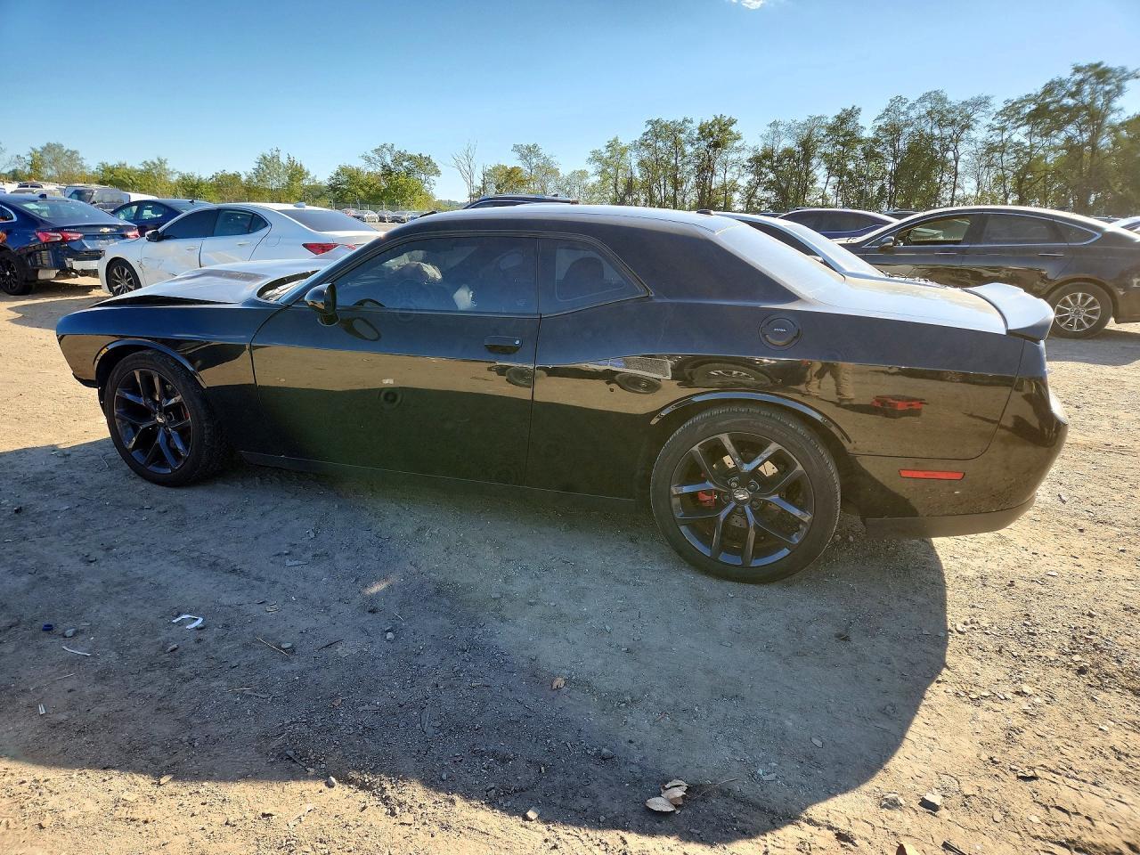 2021 Dodge Challenger Gt - zdjęcie 2