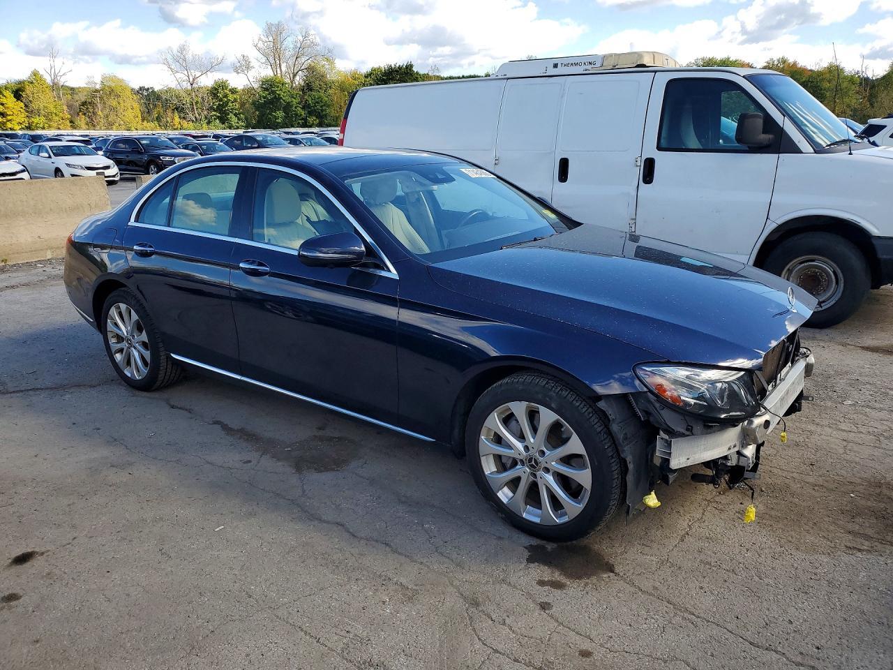 2020 Mercedes-Benz E 350 4Matic - zdjęcie 4