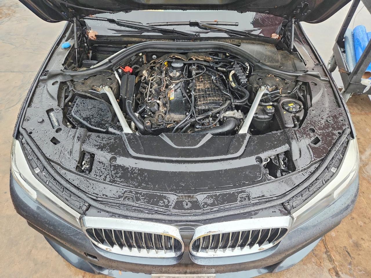 2019 BMW 740 I - zdjęcie 11
