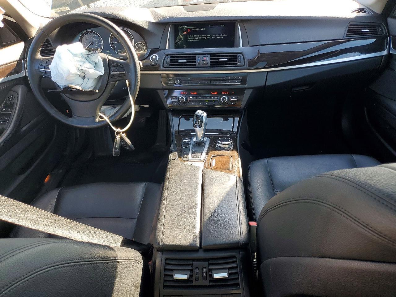 2014 BMW Seria 5 528i - zdjęcie 8