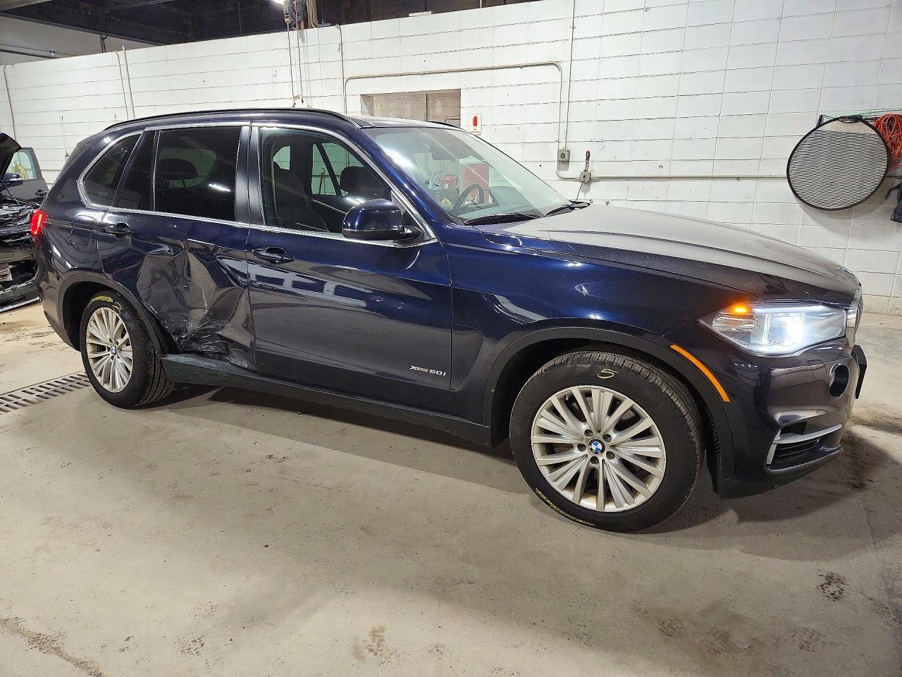 2015 BMW X5 xDrive50I - zdjęcie 4