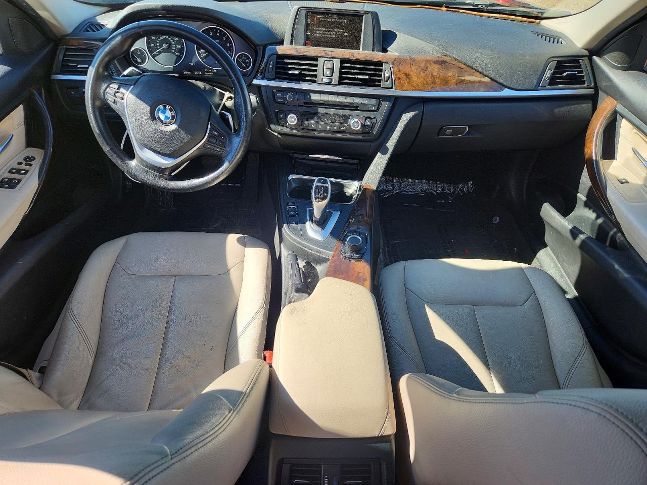 2015 BMW Seria 3 328i - zdjęcie 8