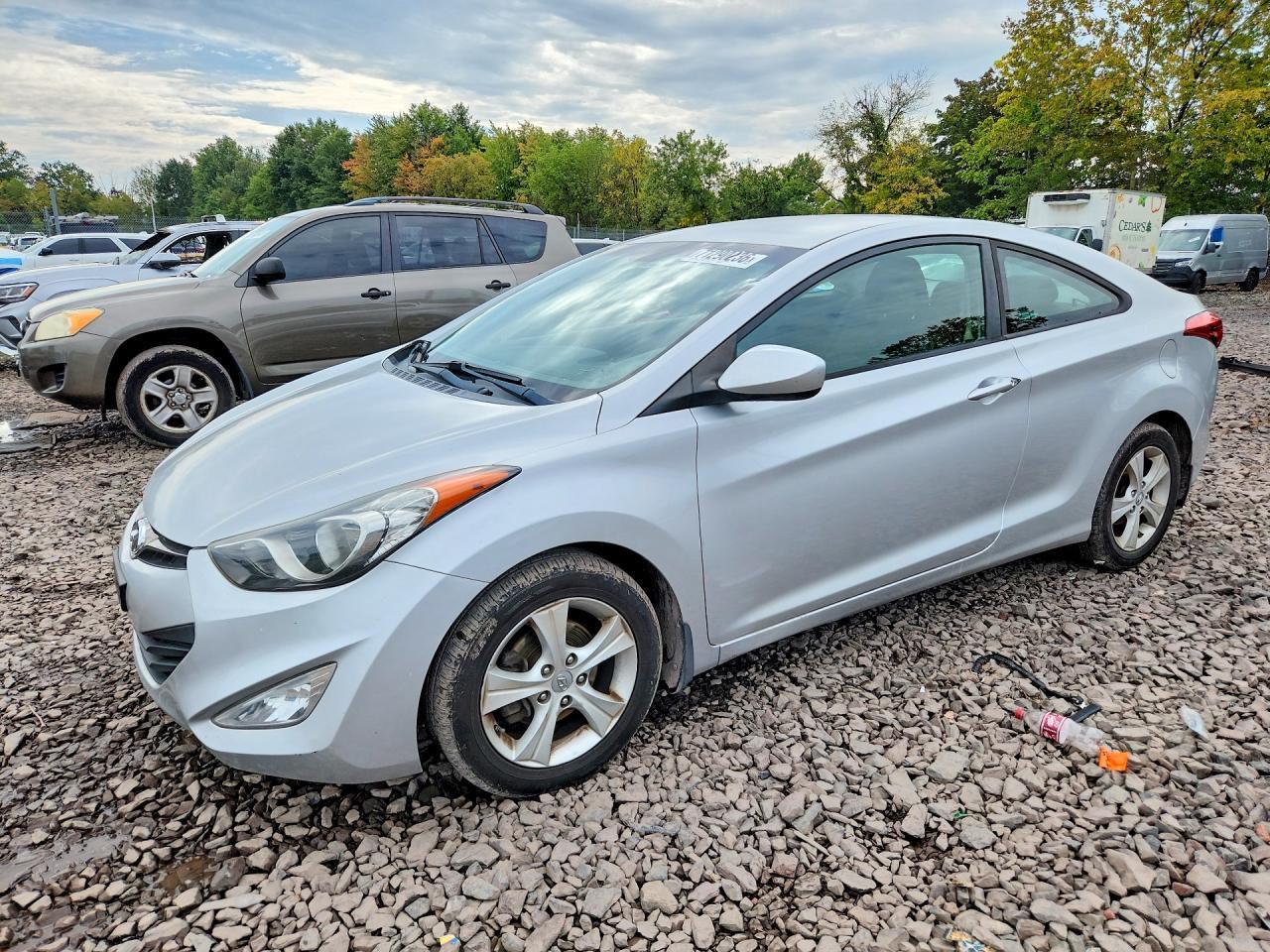 2013 Hyundai Elantra Coupe Gs - zdjęcie główne