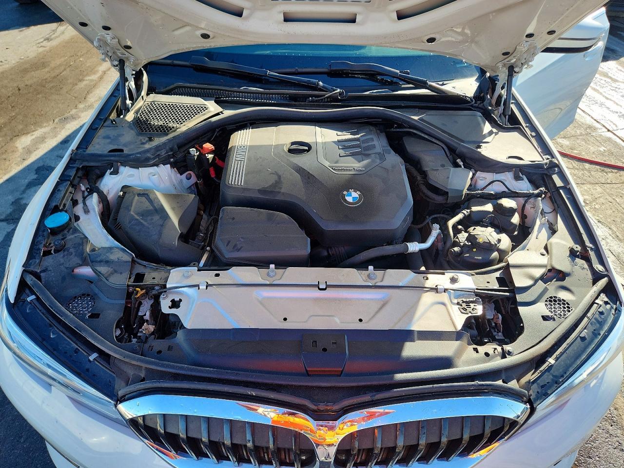 2020 BMW 330I - zdjęcie 11