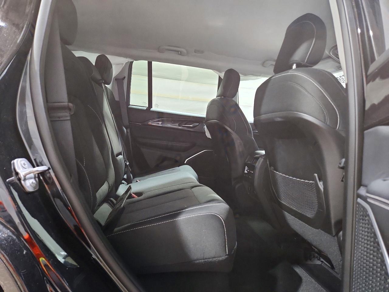 2022 Jeep Grand Cherokee Laredo - zdjęcie 11