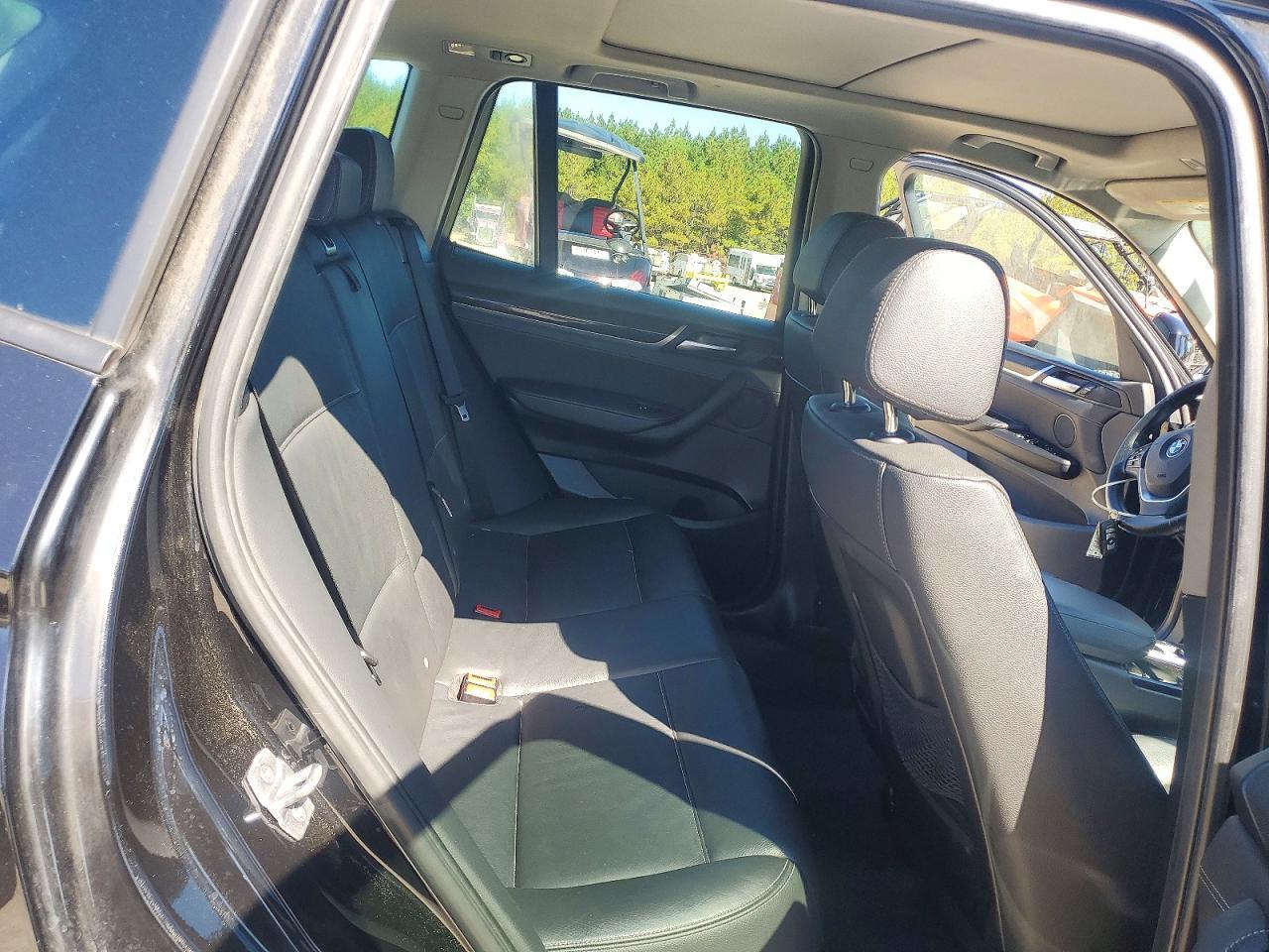 2017 BMW X3 xDrive28I - zdjęcie 10
