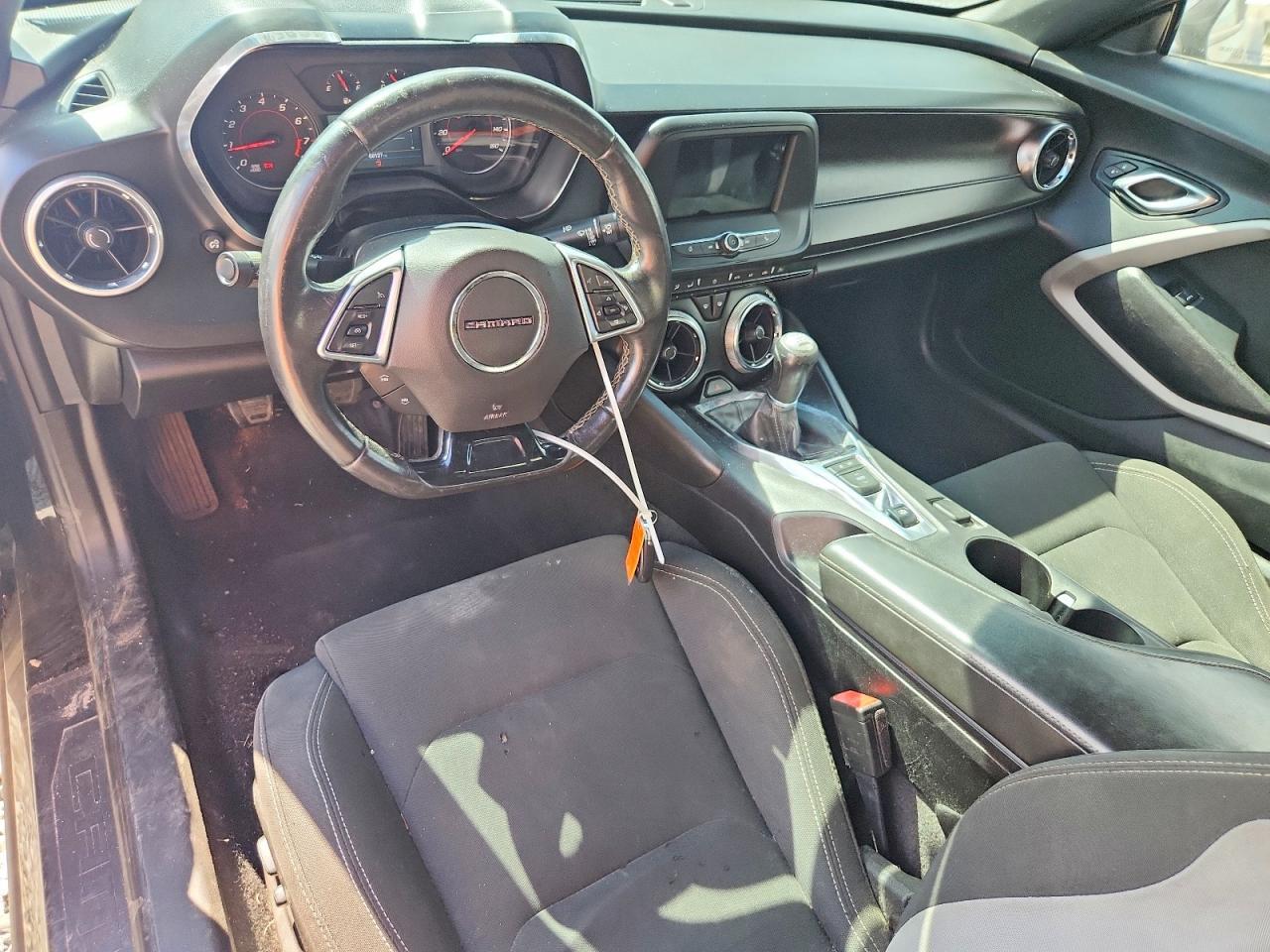 2019 Chevrolet Camaro Ls - zdjęcie 8