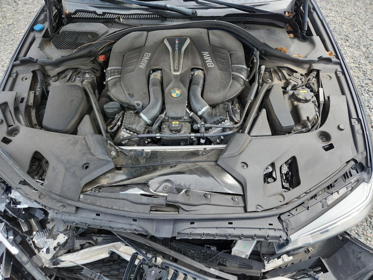 2019 BMW Seria 5 M550i - zdjęcie 11