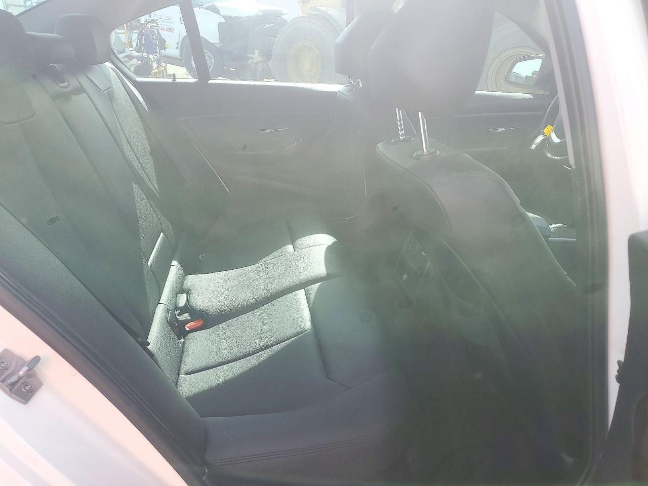 2014 BMW Seria 3 328i - zdjęcie 10