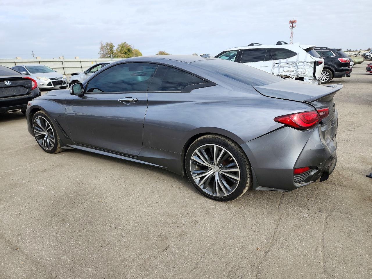 2018 Infiniti Q60 2.0T Pure - zdjęcie 2