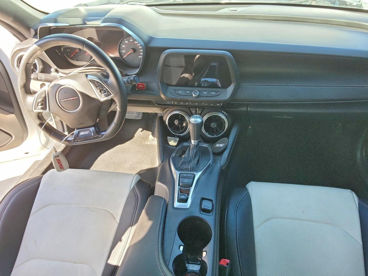 2016 Chevrolet Camaro Ss - zdjęcie 8