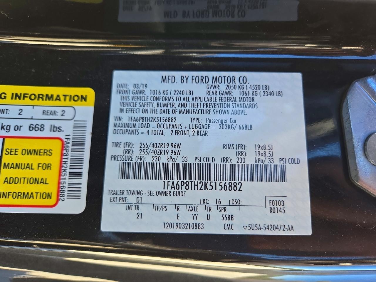 2019 Ford Mustang - zdjęcie 12