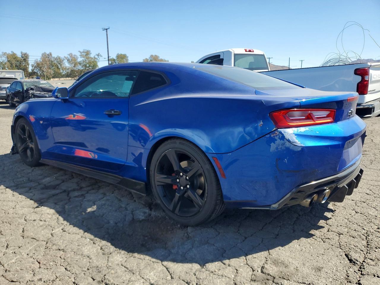 2018 Chevrolet Camaro Lt - zdjęcie 2