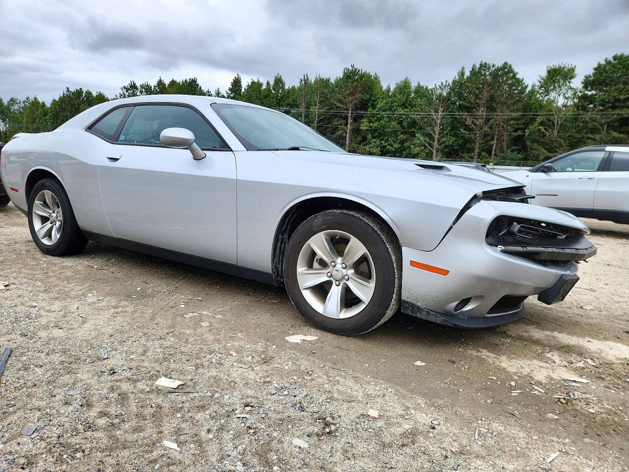2022 Dodge Challenger Sxt - zdjęcie 4