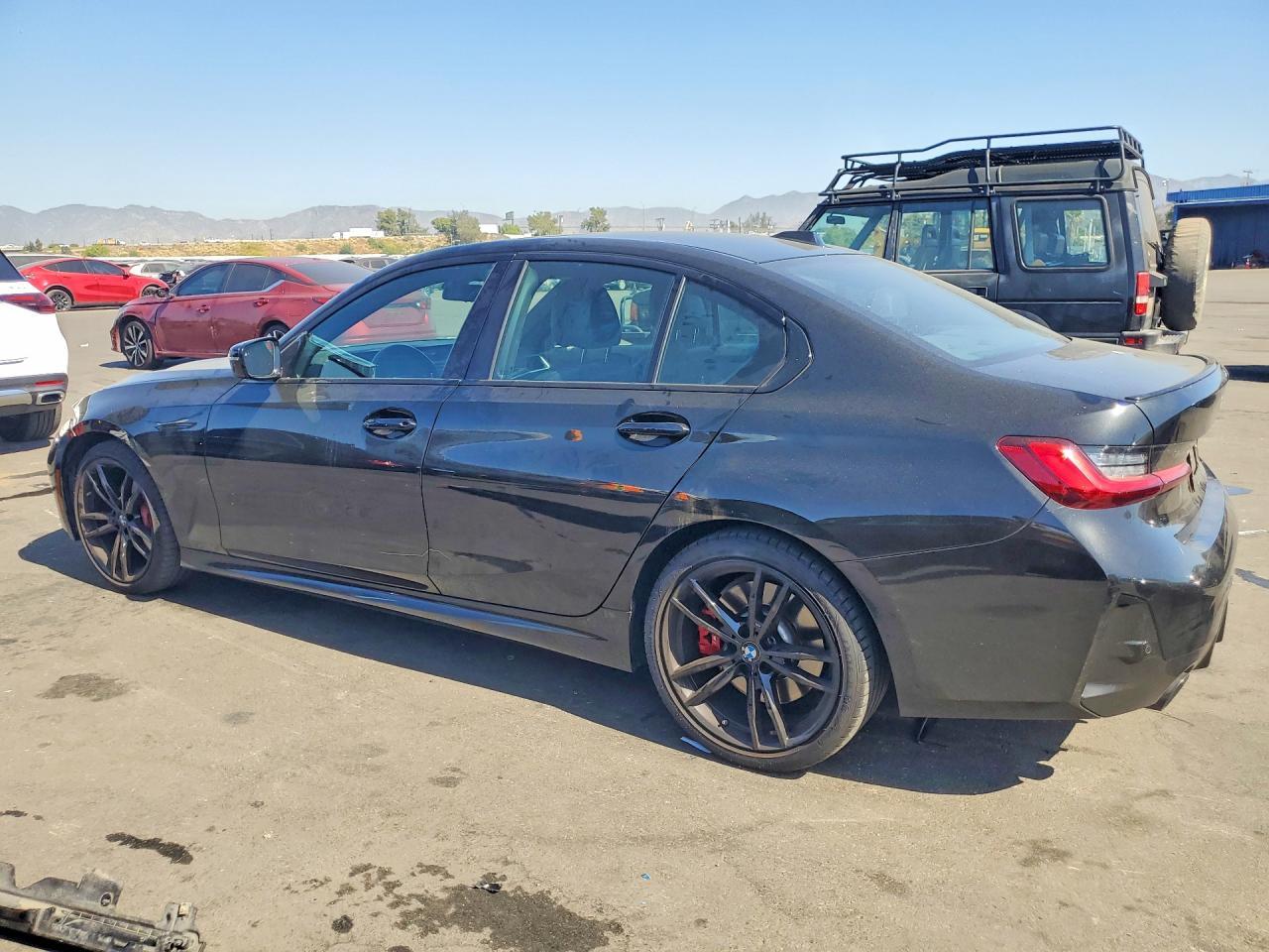 2024 BMW 330I - zdjęcie 2
