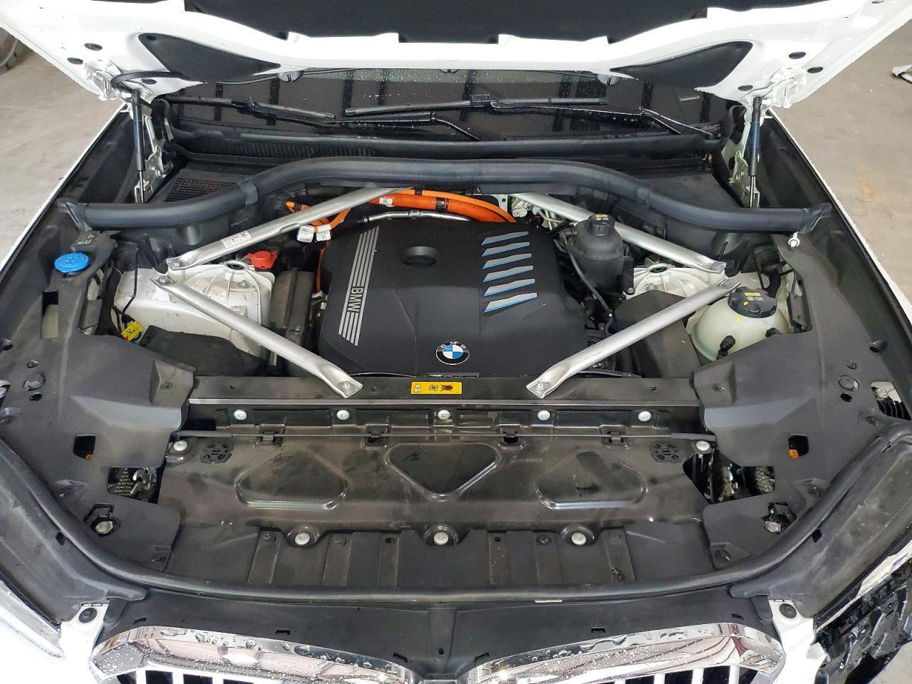 2021 BMW X5 xDrive45E - zdjęcie 12