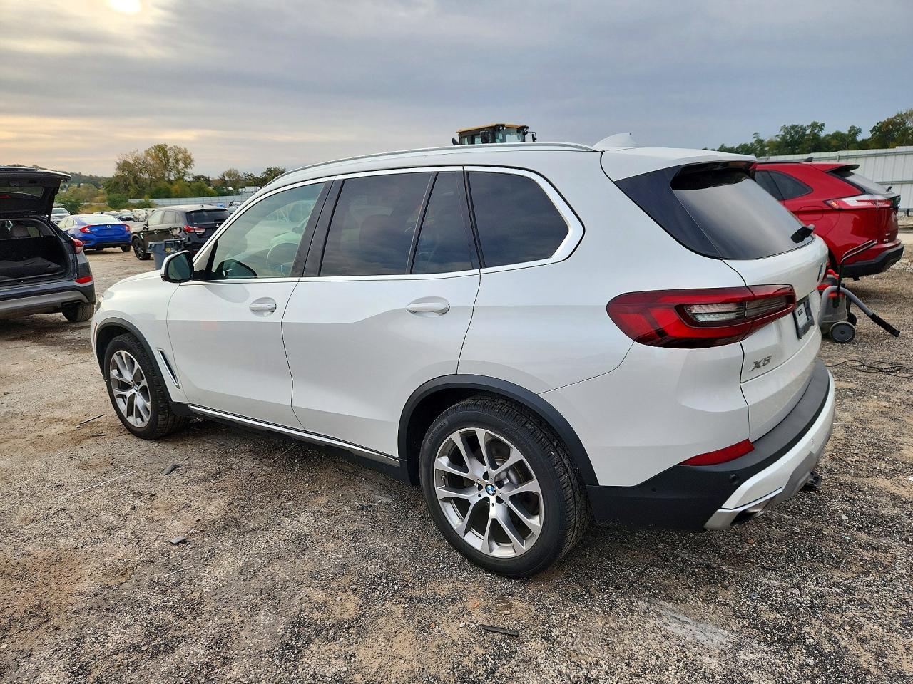 2020 BMW X5 xDrive40I - zdjęcie 2