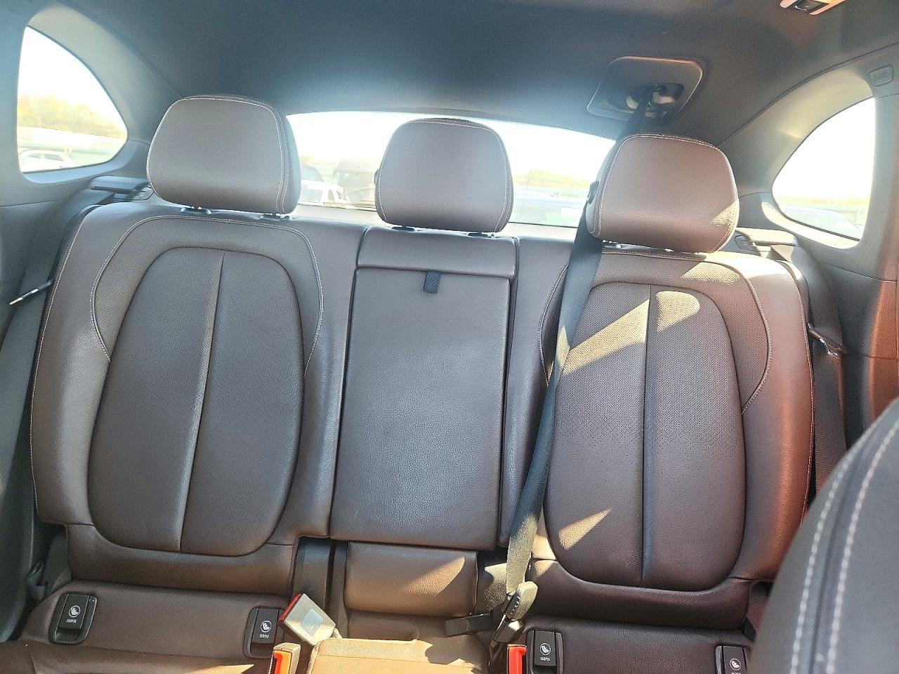 2016 BMW X1 xDrive28I - zdjęcie 10