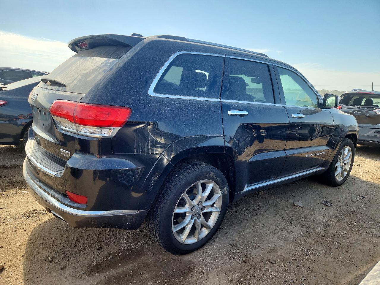 2016 Jeep Grand Cherokee Summit - zdjęcie 3