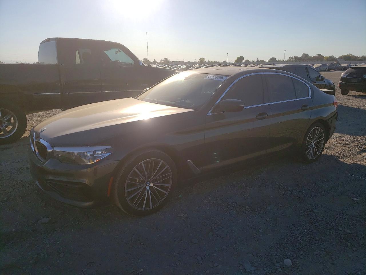 2019 BMW 530 I - zdjęcie główne