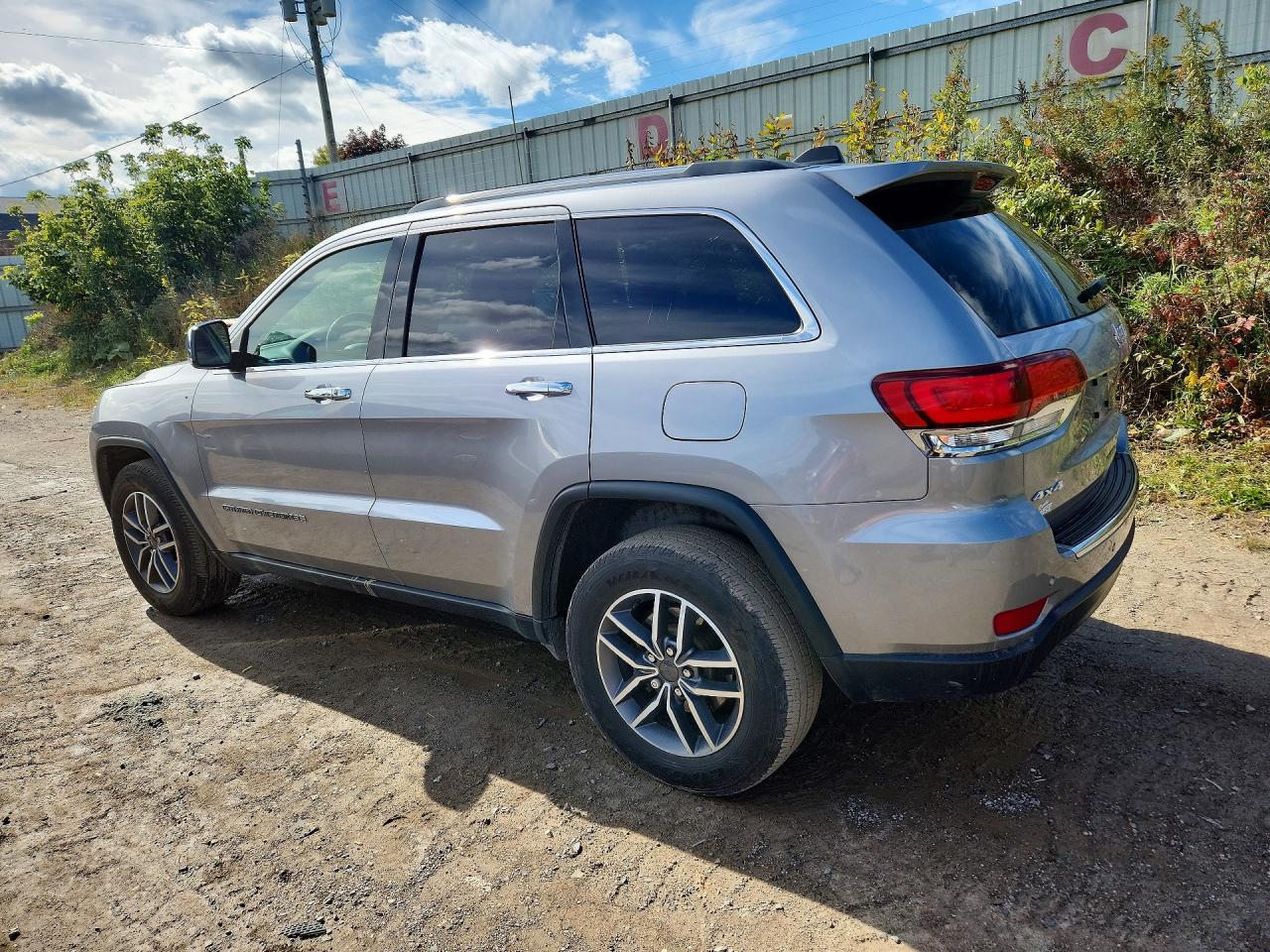 2021 Jeep Grand Cherokee Limited - zdjęcie 2