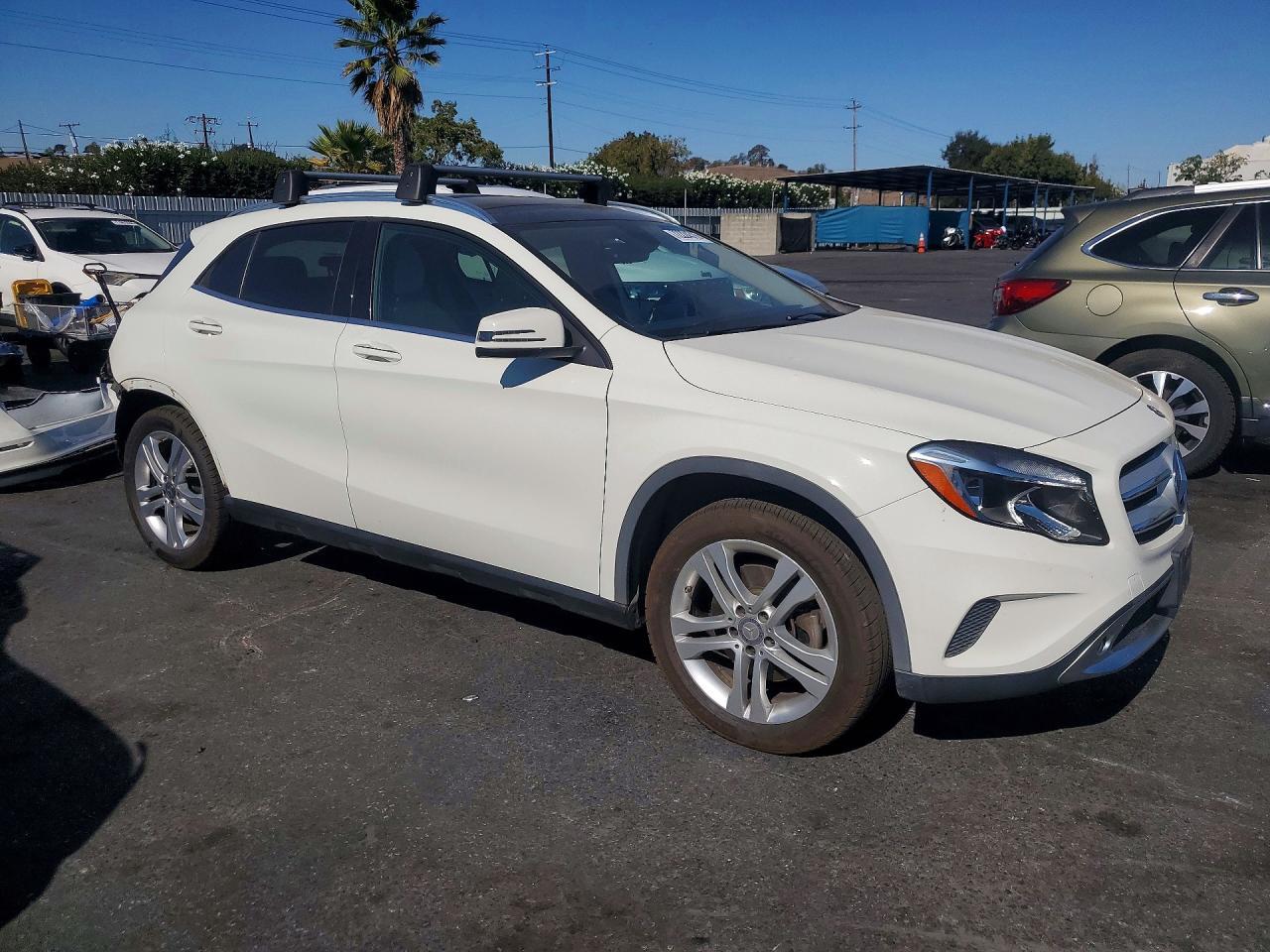 2015 Mercedes-Benz Gla 250 - zdjęcie 4