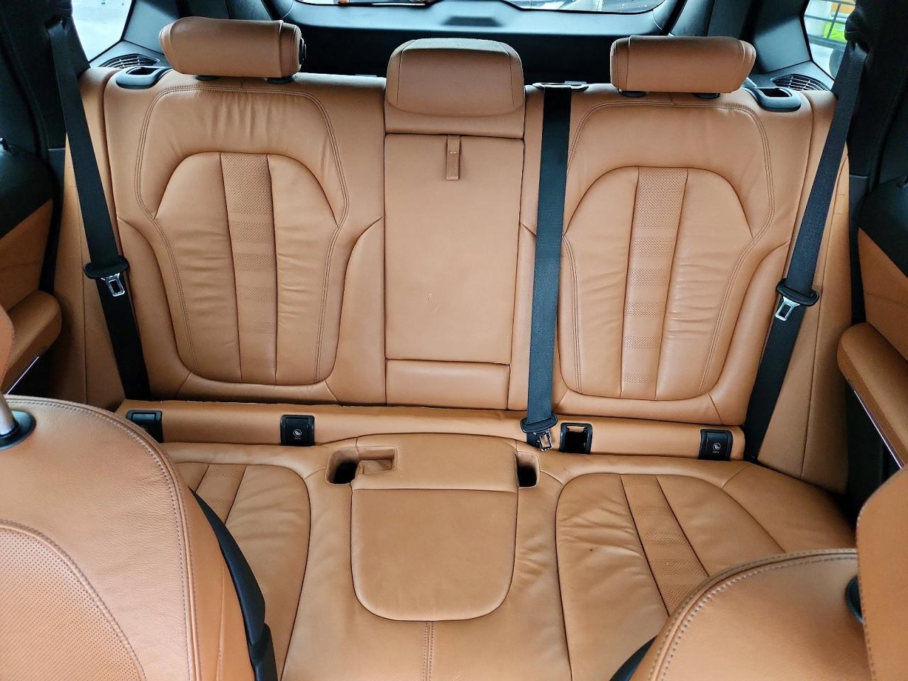 2019 BMW X5 xDrive50I - zdjęcie 10